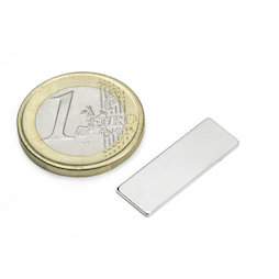 Q-25-08-01-N, Bloque magnético 25 x 8 x 1 mm, neodimio, N48, niquelado