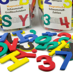 M-38, Cifras o letras, set de signos magnéticos, de espuma EVA, 4 colores mezclados
